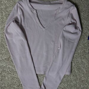 Hollister Women's Light Pink V-Neck Long Sleeve Tee